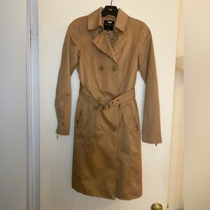 Mohito Woman’s double breasted classic beige trench coat Size 32 ( XS)